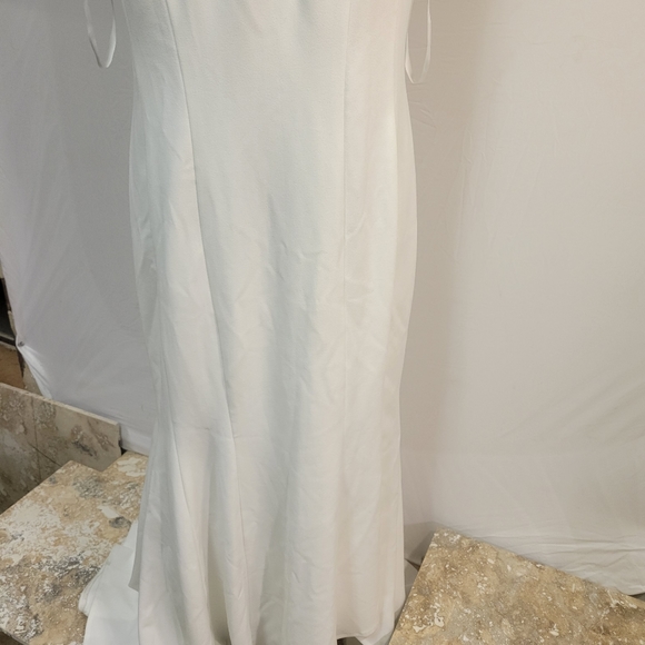 Xscape cream gown Size 12 - Picture 8 of 16